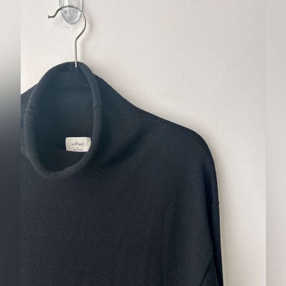 Aritzia Wilfred Cyprie Merino Wool Turtleneck Oversized Sweater Dress black - Picture 4 of 14